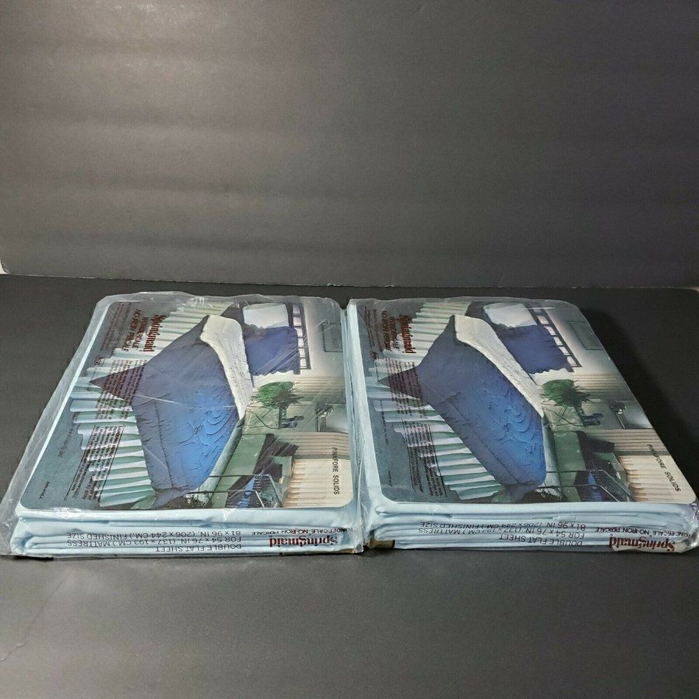‎2 Vtg Springmaid Double Full Flat Sheets Lt Blue - Picture 8 of 9